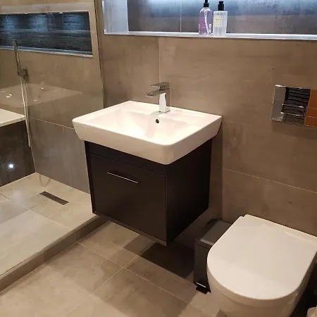 아파트 Central Luxury Two Bed Dog Friendly 윈더미어