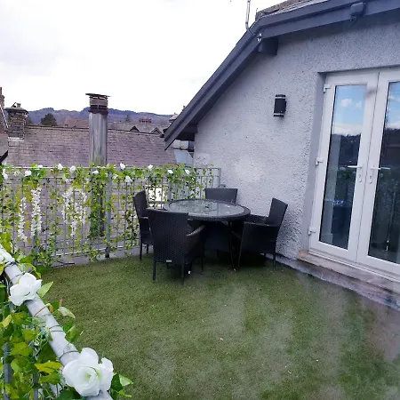 아파트 Central Luxury Two Bed Dog Friendly 윈더미어