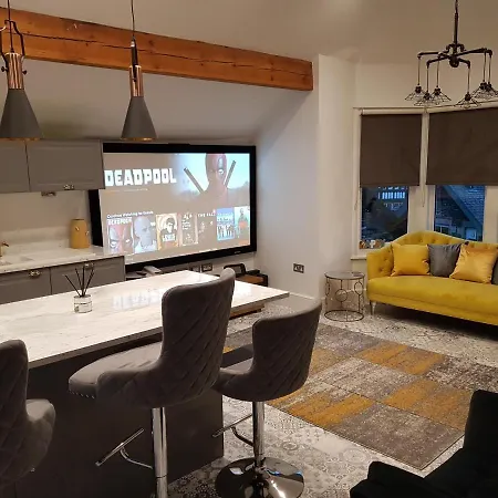 Central Luxury Two Bed Dog Friendly * Windermere