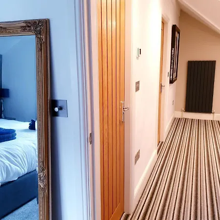 Central Luxury Two Bed Dog Friendly דירה *